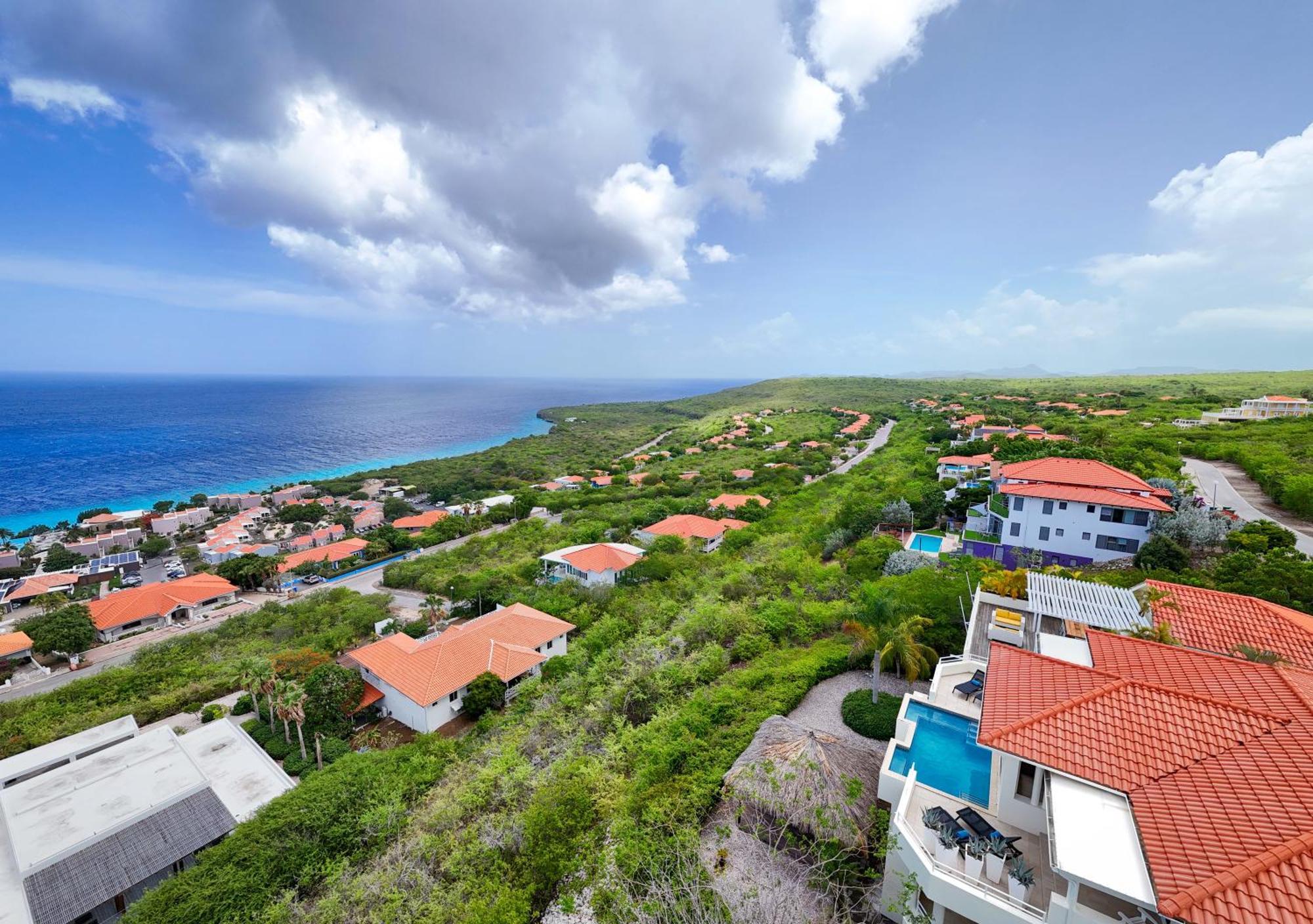 Coral Estate Holidays Willibrordus Exterior photo