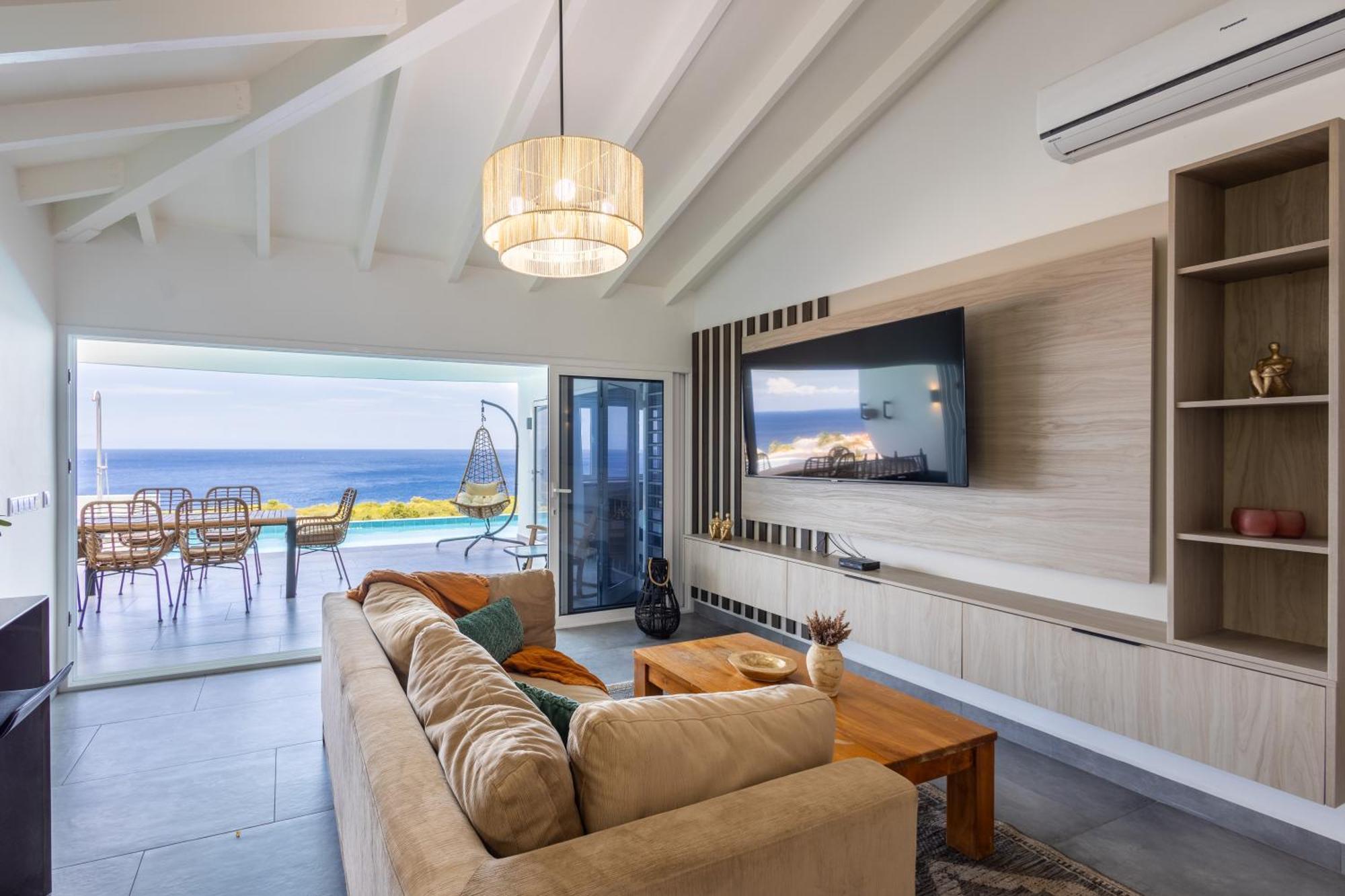 Coral Estate Holidays Willibrordus Room photo